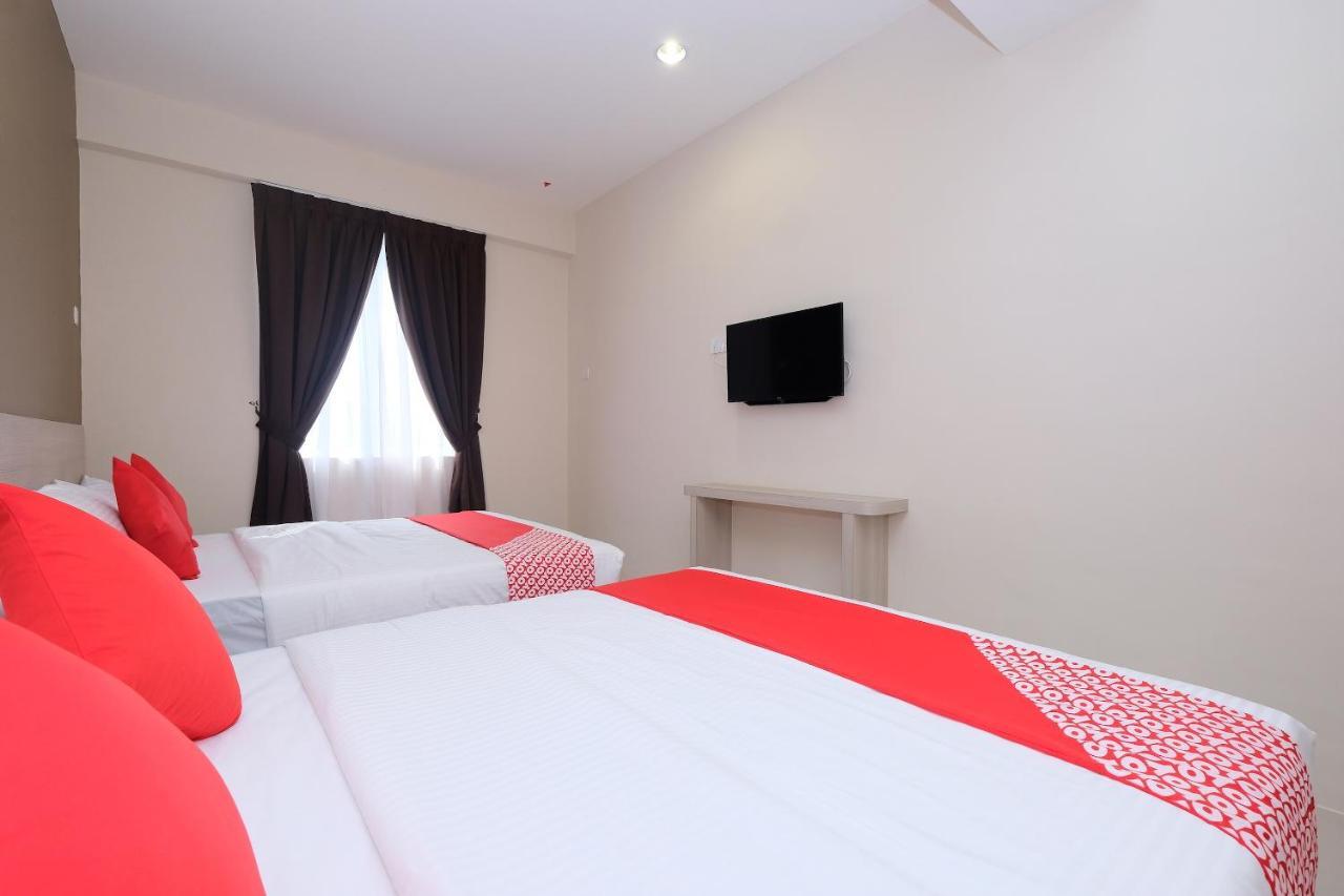 Super Oyo 43935 Mancalin Hotel Kuantan Kültér fotó