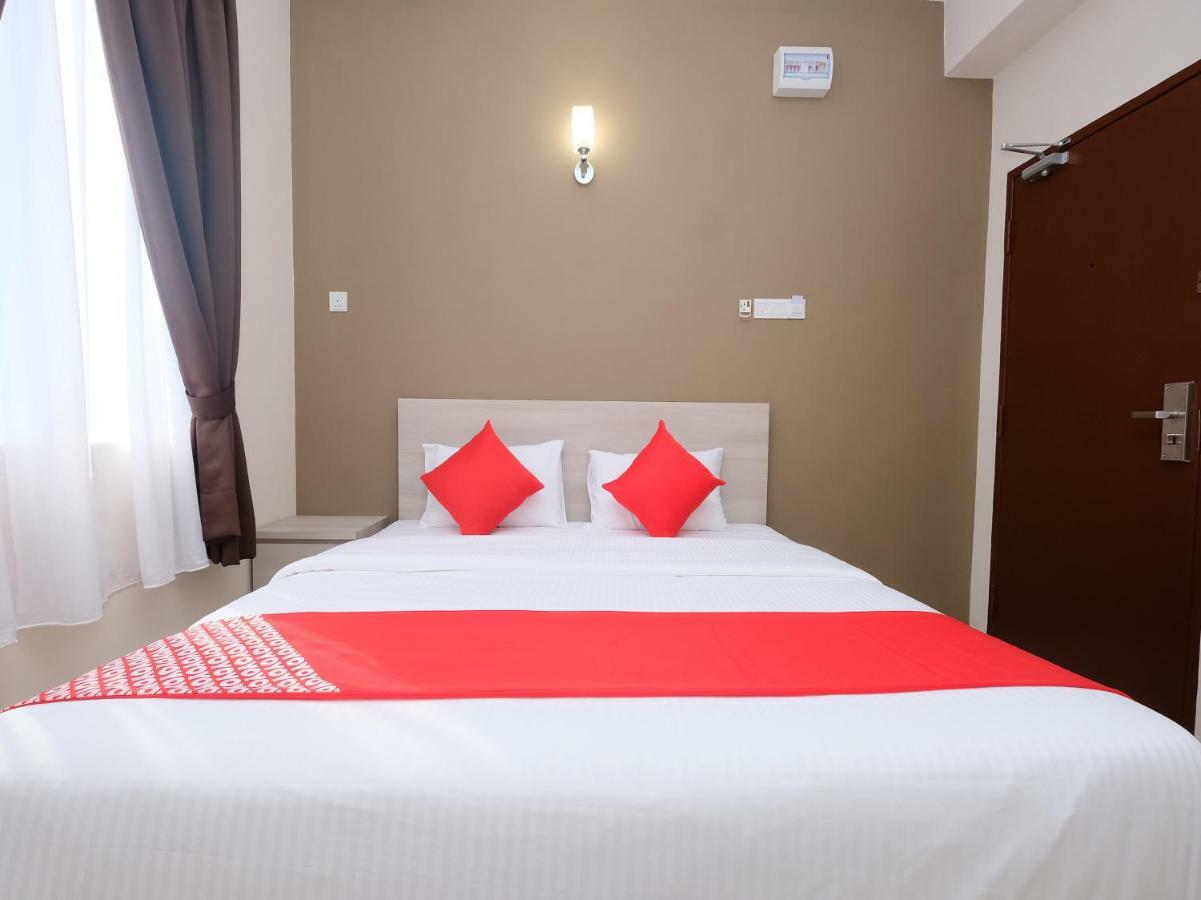 Super Oyo 43935 Mancalin Hotel Kuantan Kültér fotó